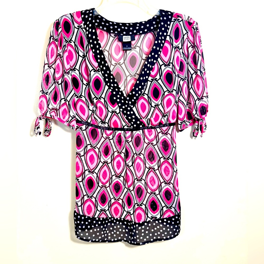 Studio 1940 Women’s Sheer Pink and Black top with short sleeves and ribbon sash